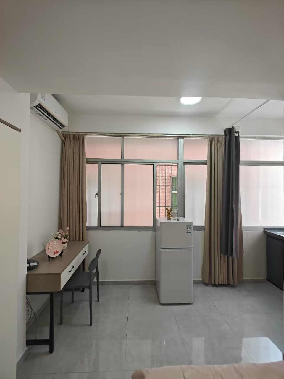 1747383347192984.jpg 45138303cfaa40d825bc3787e3e0fc4.jpg