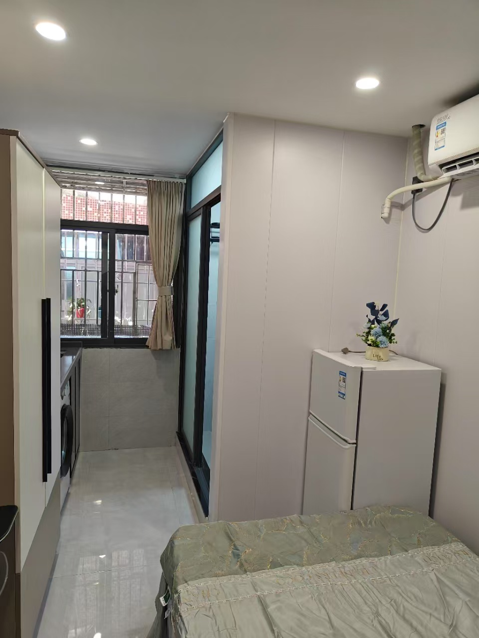 1747383470130300.jpg d0c1c39e62fdbd63127ff20276a090c.jpg