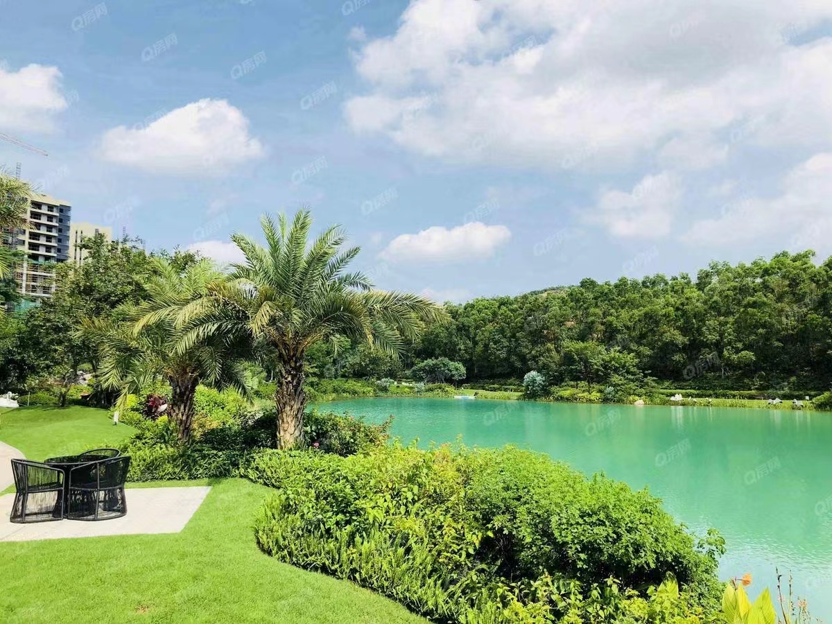 天湖山色花園三期均價(jià)-15500元/平