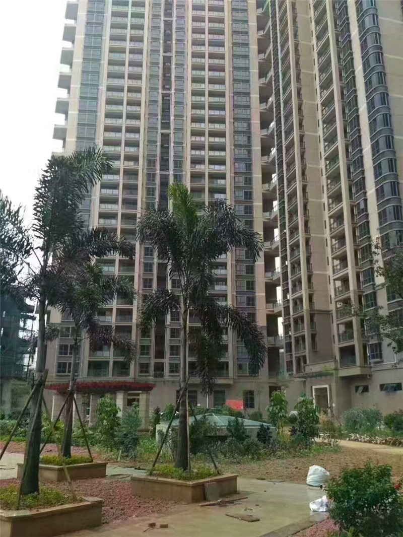 每兩棟樓之間就有一個(gè)獨(dú)立的花園設(shè)計(jì)