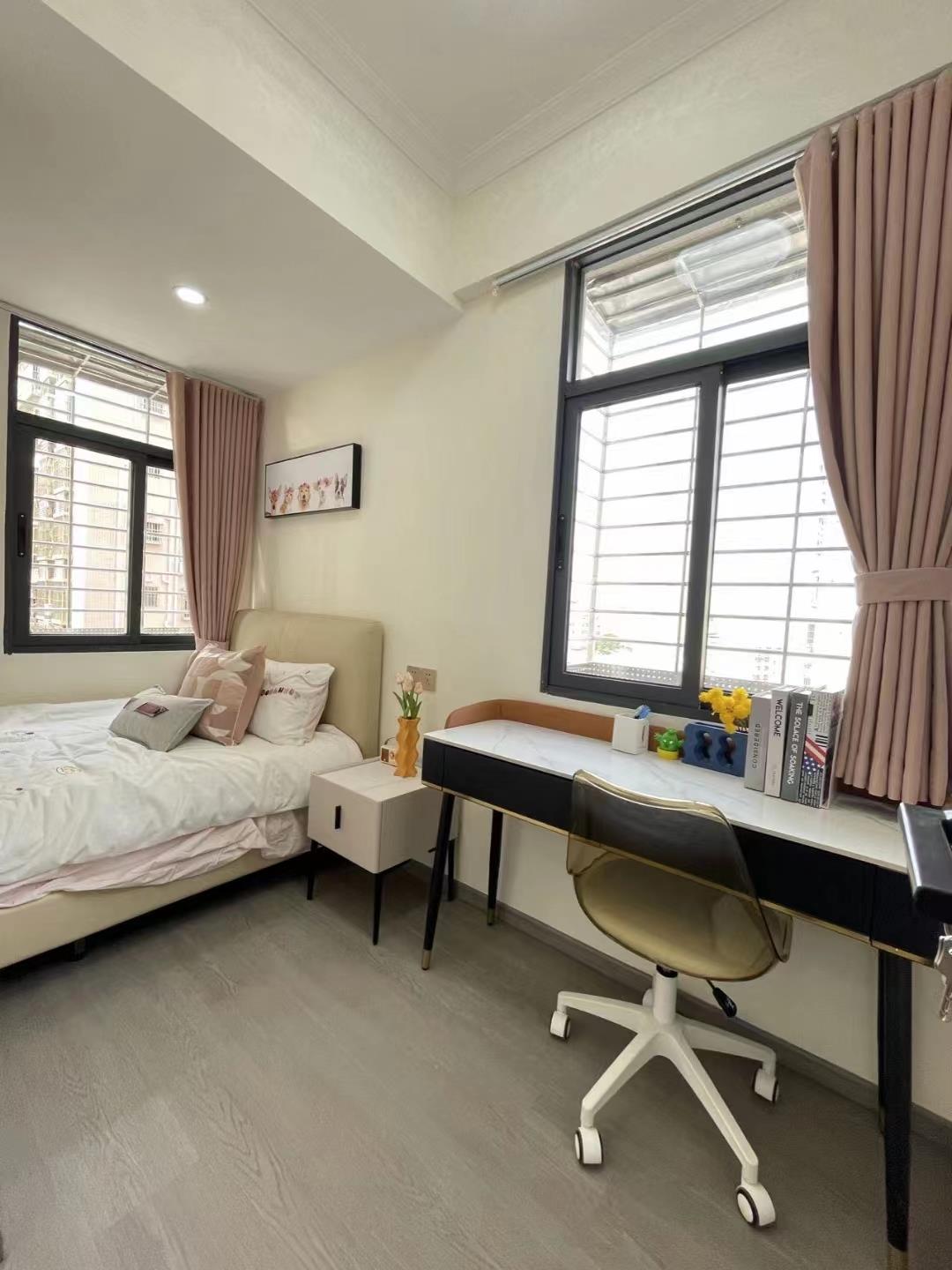 龍華大浪豪庭居